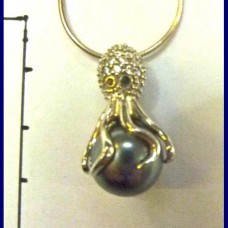 pendant..sterling silver and pearl-